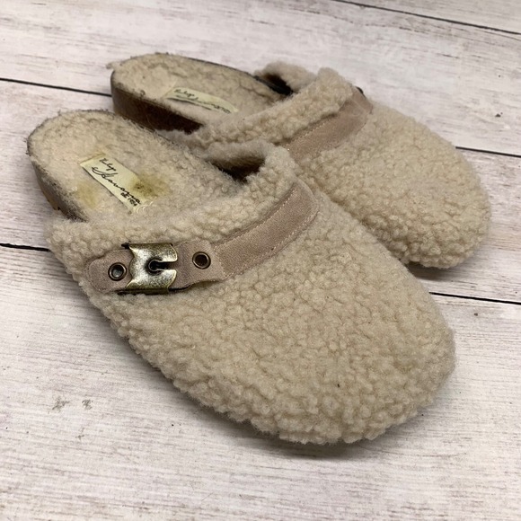 Vintage Havana Shoes - Vintage Havana Shoes Women's 8.5 Ricky Cream Sherpa Buckle Strap Clog Slipper‎